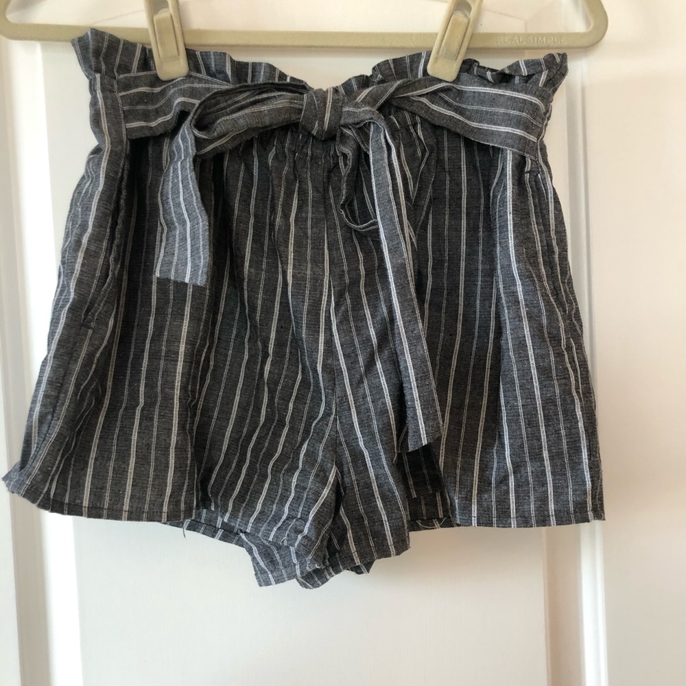 Paper bag waste shorts